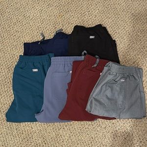 Figs scrubs Yola tall.  Medium.  Bundle!